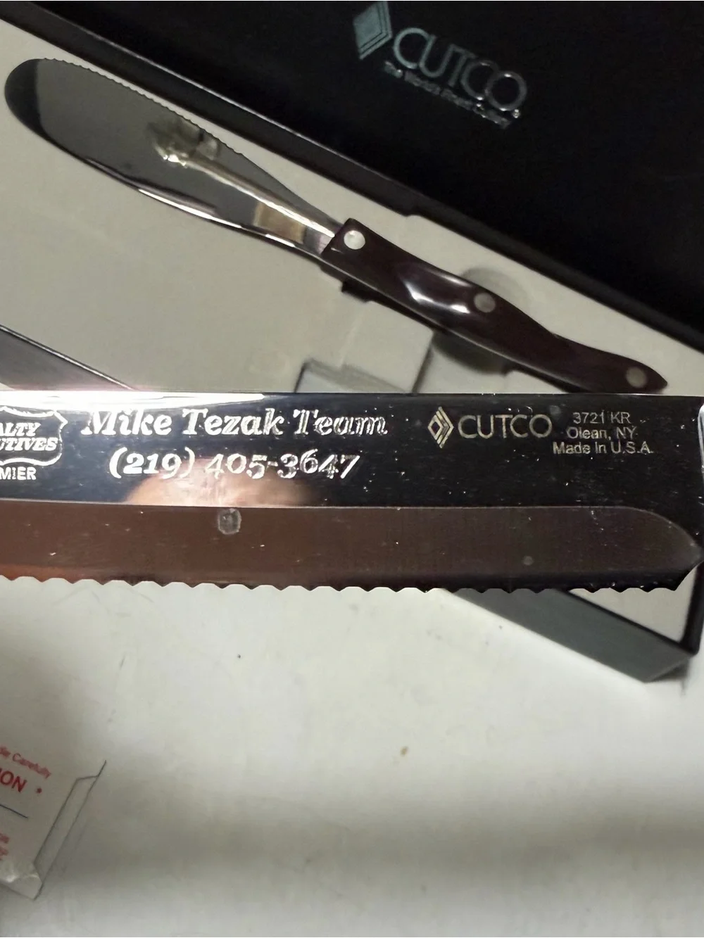 Cutco Stainless Steel Santoku-Style Club Mates with Dark Brown Handles NEW